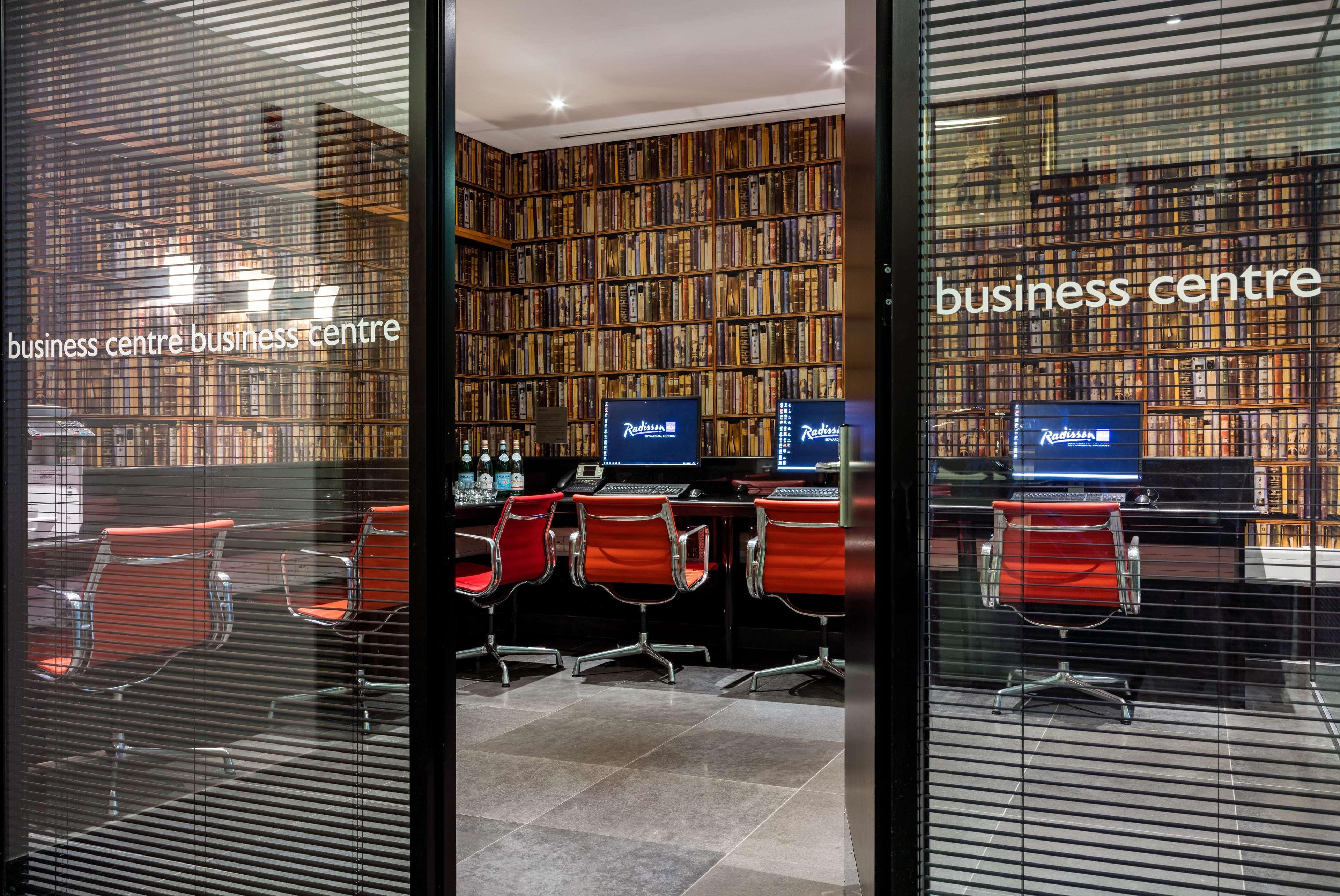 Radisson Blu Hotel, London Canary Wharf East Ngoại thất bức ảnh
